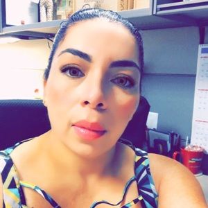 Meet your Posher, Roxy